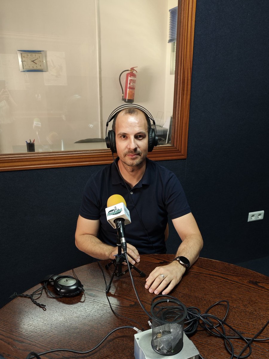 EsDigitalex's tweet photo. 🌊🌞¿Quieres conocer algunas curiosidades sobre la campaña de #verano #OlaCreativa'? 

🎙️Nuestro compañero del @NCCAceuchal, Pablo Delgado,nos lo cuenta en esta entrevista de Radio Aceuchal ¡No te pierdas la #canción que han creado! 📻👉https://t.co/v6tA6E9UkG

#AchoQuéTemazo #IA https://t.co/VoxRHQLYxg