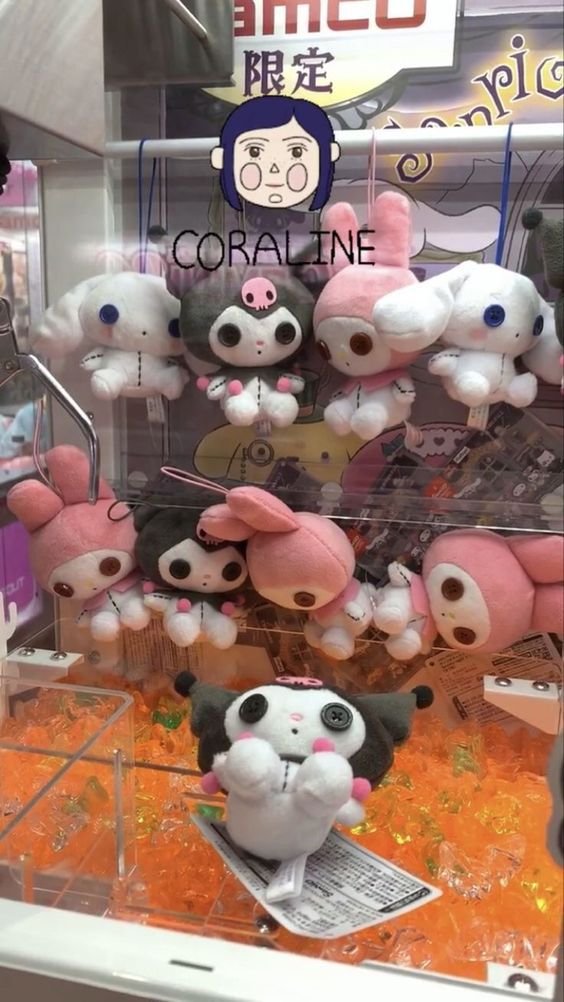 lovesickdoe's tweet photo. coraline x sanrio https://t.co/pEKwVgz5rx