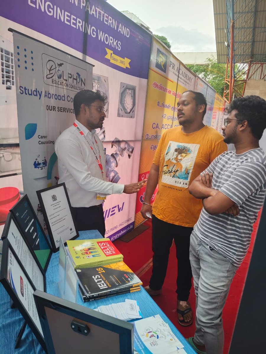 Dolphineduconuk's tweet photo. We are happy to took part as one of the Exhibitors of KITCO Annual Convention & Expo 2024🎉🔥 held at @hicashindusthan college on 6th & 7th July 2024. We had great interactions with students 🎓 and visitors and had a good network sessions💯
#kitco #hicas #coimbatore https://t.co/sATniji0rL