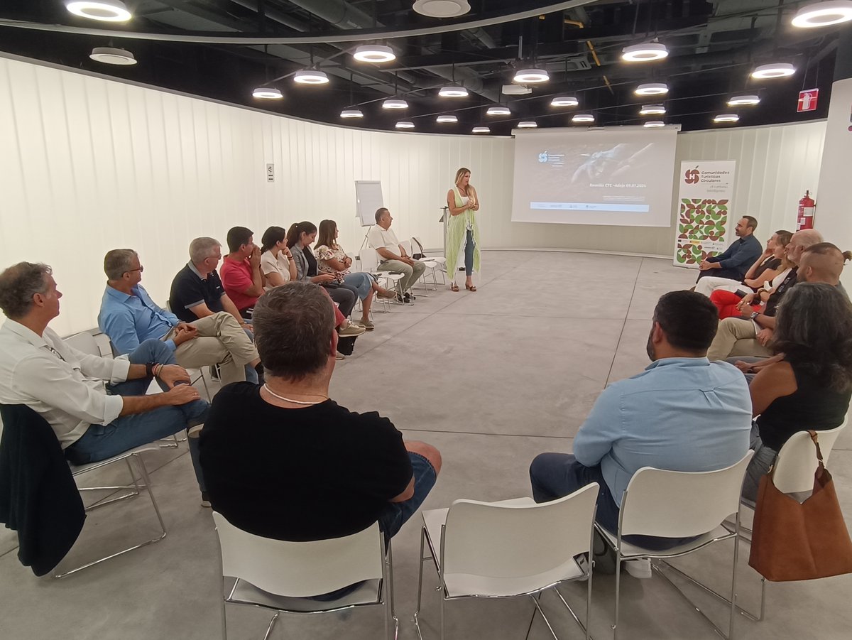 El proyecto de economía circular, liderado por #Ashotel y <a href="/AsagaCanarias/">Asaga Canarias ASAJA</a>, se centra en la minimización proactiva de residuos y cuenta con la colaboración de <a href="/Serviagroc/">Serviagroc</a>  y <a href="/adeje/">Ayuntamiento Adeje</a>
👉La iniciativa asesorará y aplicará incentivos para elevar el consumo de productos de cercanía 👇