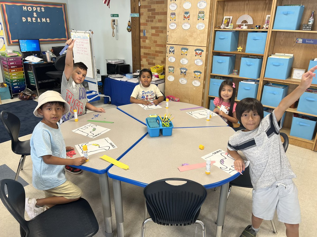 MissOBrienENL's tweet photo. First day of our ENL summer program yesterday! We’ve got some excited dinosaurs hard at work @Newman2728 🦖🦕✌️ https://t.co/yo5sIAVycg