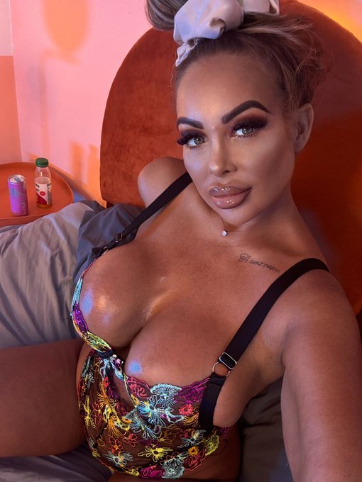 Live now!!  @BabestationTV  ➡️ https://t.co/BPsMsQmBGf  @BabestationCams  ➡️ https://t.co/s5uddOkTF4  Come<a class="tags" href="/tag/babestationtv">@babestationtv</a><a class="tags" href="/tag/babestationcams">@babestationcams</a>