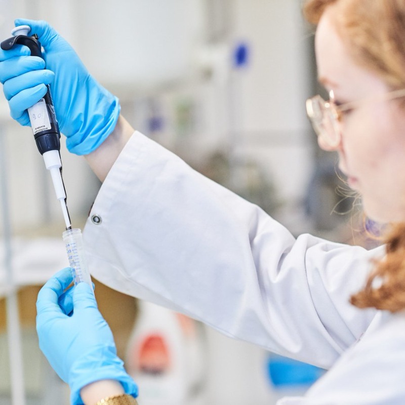 EUScienceInnov's tweet photo. 🎉 Celebrating 40 years of #EUfunded R&amp;I!

Over €283bn invested. More than 30 Nobel Prizes won by EU-backed researchers lead to breakthroughs such as the world's first mRNA vaccine, graphene successful experiments &amp; more 🔬 #ResearchImpactEU

This is the result of 🇪🇺 support ↓
