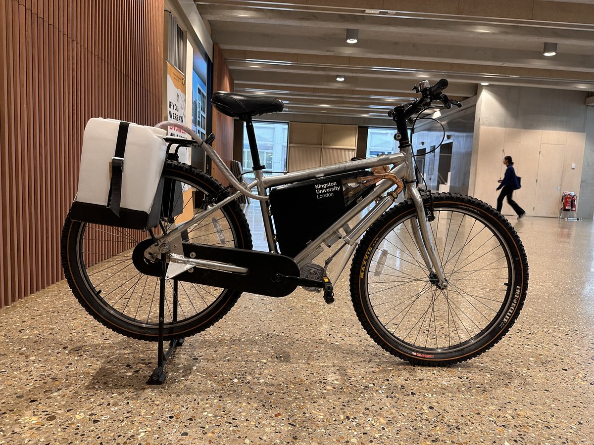 KingstonUni's tweet photo. The @primaryengineer exhibition is taking place in Town House today.

You can check out the ingenious designs submitted my school pupils about how to solve all kinds of problems the world is facing.

There are also prototypes built by @KingstonECE on display 🔧 https://t.co/kVRBAo0kT2