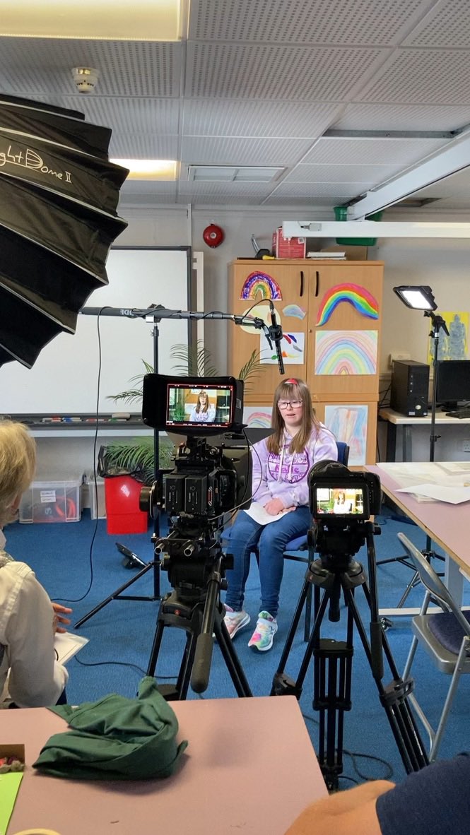 MarketplaceandI's tweet image. We had a blast @BeaumontCollege last week filming for #TheSketchbookLibrary 🎬🎬🎬 Can’t wait to see the full video! Incredibly grateful to @LancasterManage  philanthropic team and #FriendsOfBeaumont for making this project a reality! #AbilityOverDisability @KillianOLeary