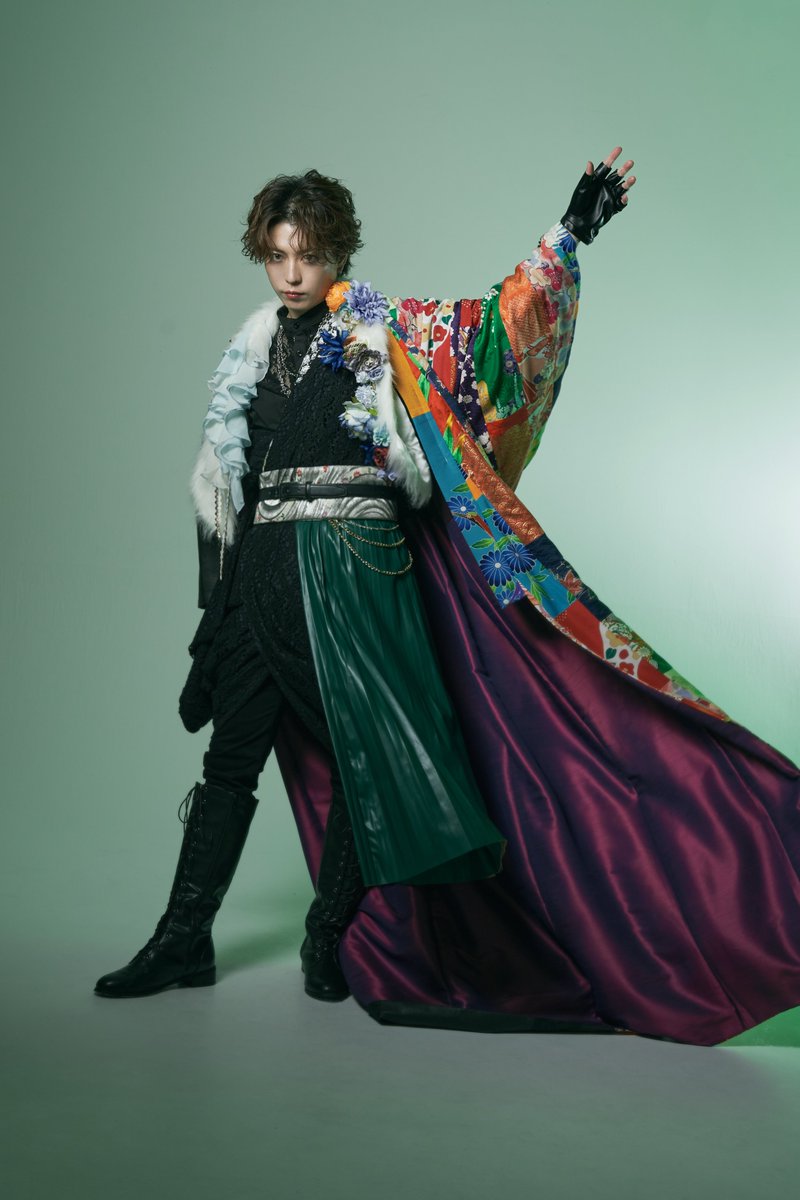 花鳥風月」】 ヴィジュアルブック「花鳥風月」発売記念イベント開催