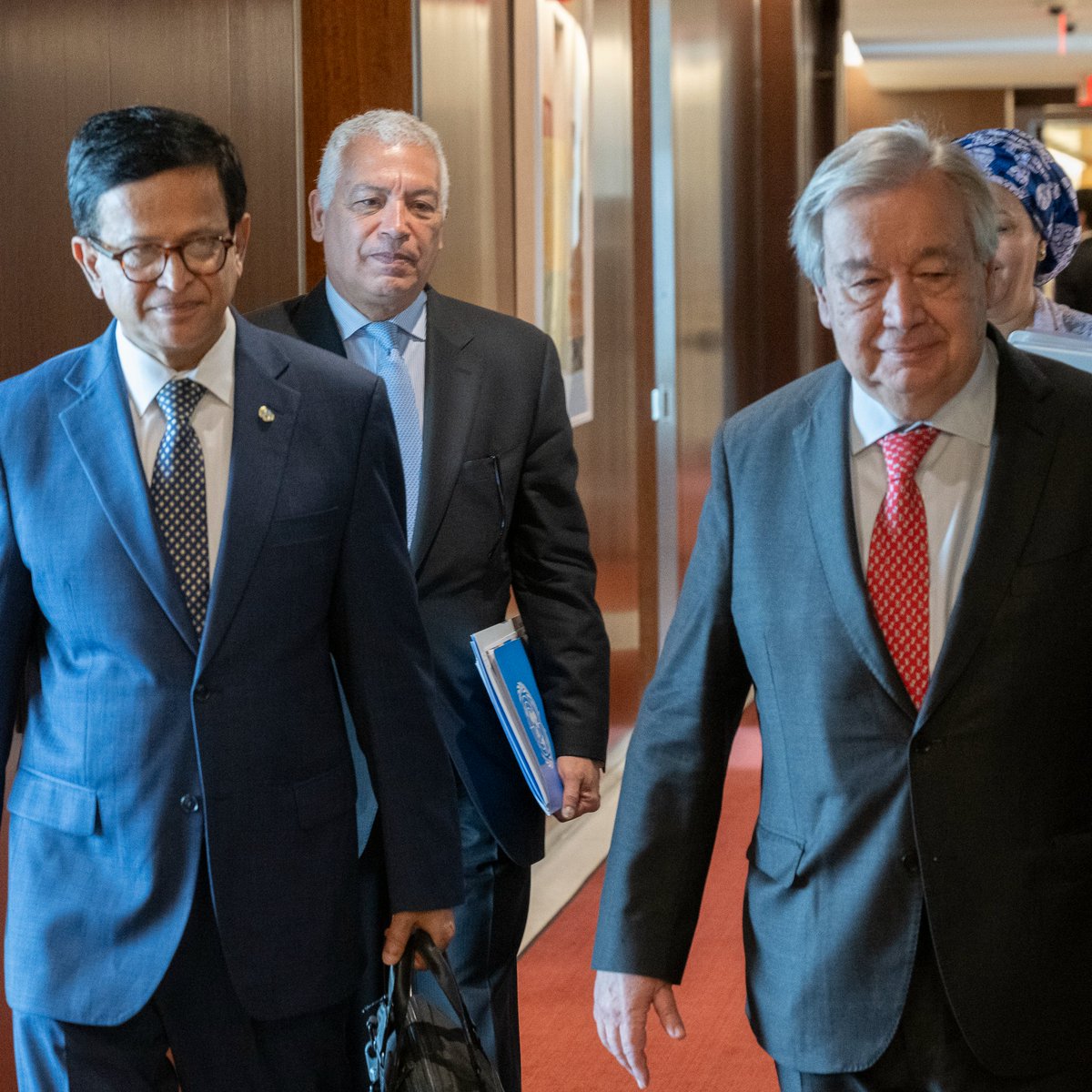 UNITAR_ED's tweet image. Had an inspiring meeting with @antonioguterres. His guidance is crucial as we at @UNITAR continue our mission of empowering individuals &amp;amp; organizations through capacity building &amp;amp; global learning. Together, we can forge a path to a sustainable and prosperous future. #UN #SDGs
