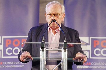 WistfulCass's tweet photo. Very depressing neo-Nazi David Starkey is STILL captioned as an #Historian
In fact, shocking he *was* a Historian given views he spouts, which #History taught us are wrong & lead to horrific outcomes. #PopCons are a joke
#PoliticsLive https://t.co/e5A9EkJiM9