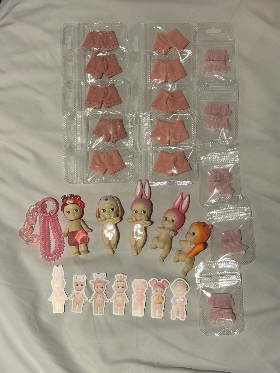 lopearbunnies's tweet photo. pinkiiiiiii 🥹🎀🫶🏻 
had lots of fun at meet things !!!! https://t.co/uQa9OFX99t