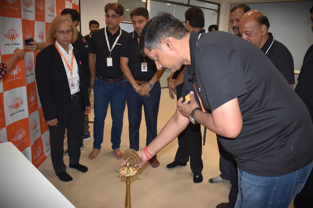 MegamaxServices's tweet photo. The celebration of the 9th Foundation Week holds a special place in the hearts of our team. It is the first time we celebrated the week in our office, showcasing our years of hard work and consistent efforts.
https://t.co/tMlGkNOgRX
#foundationday #foundationweek #teammegamax https://t.co/5mYaAtdz2t