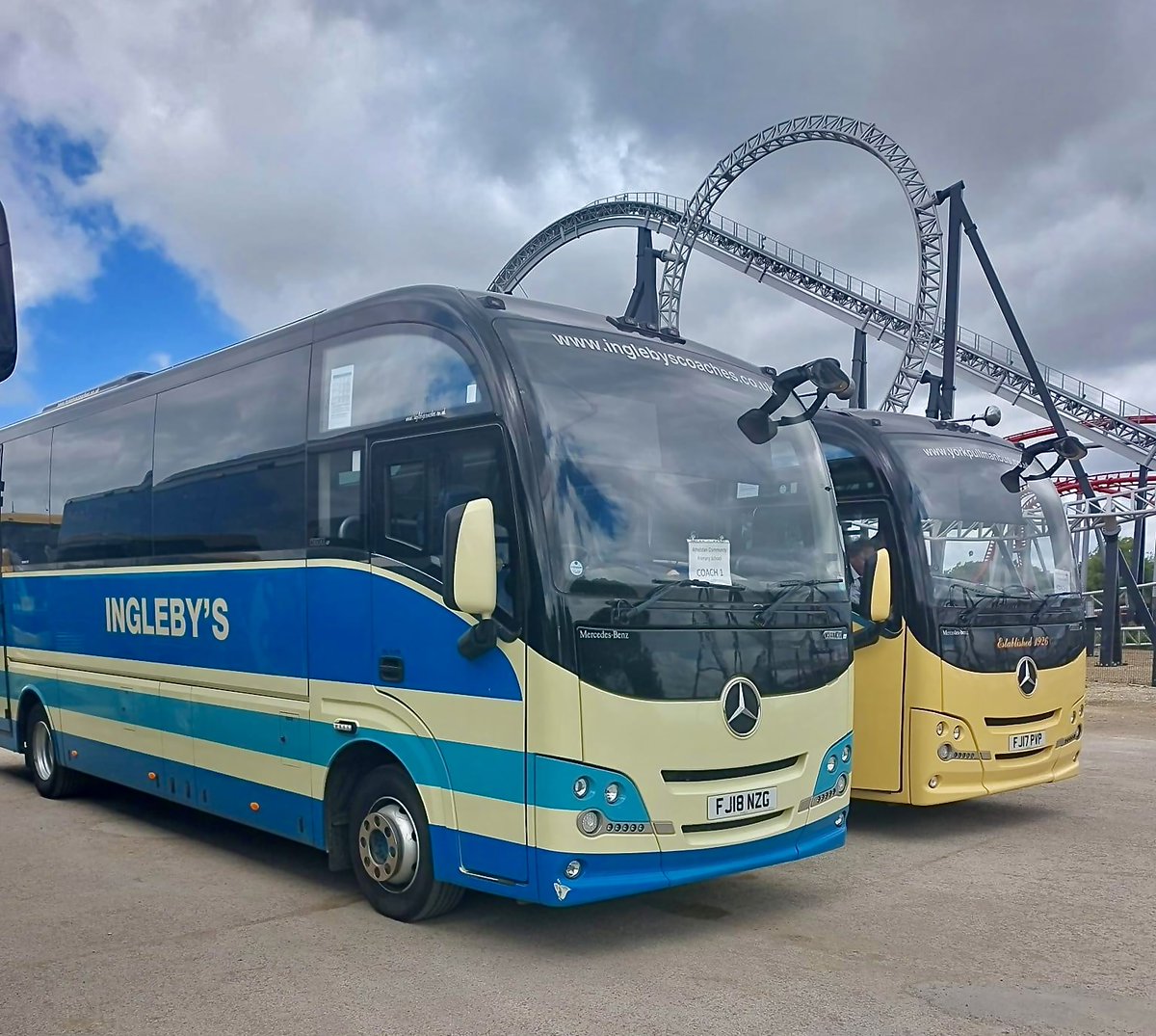 🎢 A school trip to Yorkshire's largest theme park at <a href="/flamingolanduk/">Flamingo Land Resort</a> for our driver Kev in a comfortable 36-seat midi coach.

Kev captured this image of his coach in front of SIK, the 10-inversion rollercoaster, alongside a coach from our sister company <a href="/YorkPullmanBus/">York Pullman Bus Company</a>.

#York
