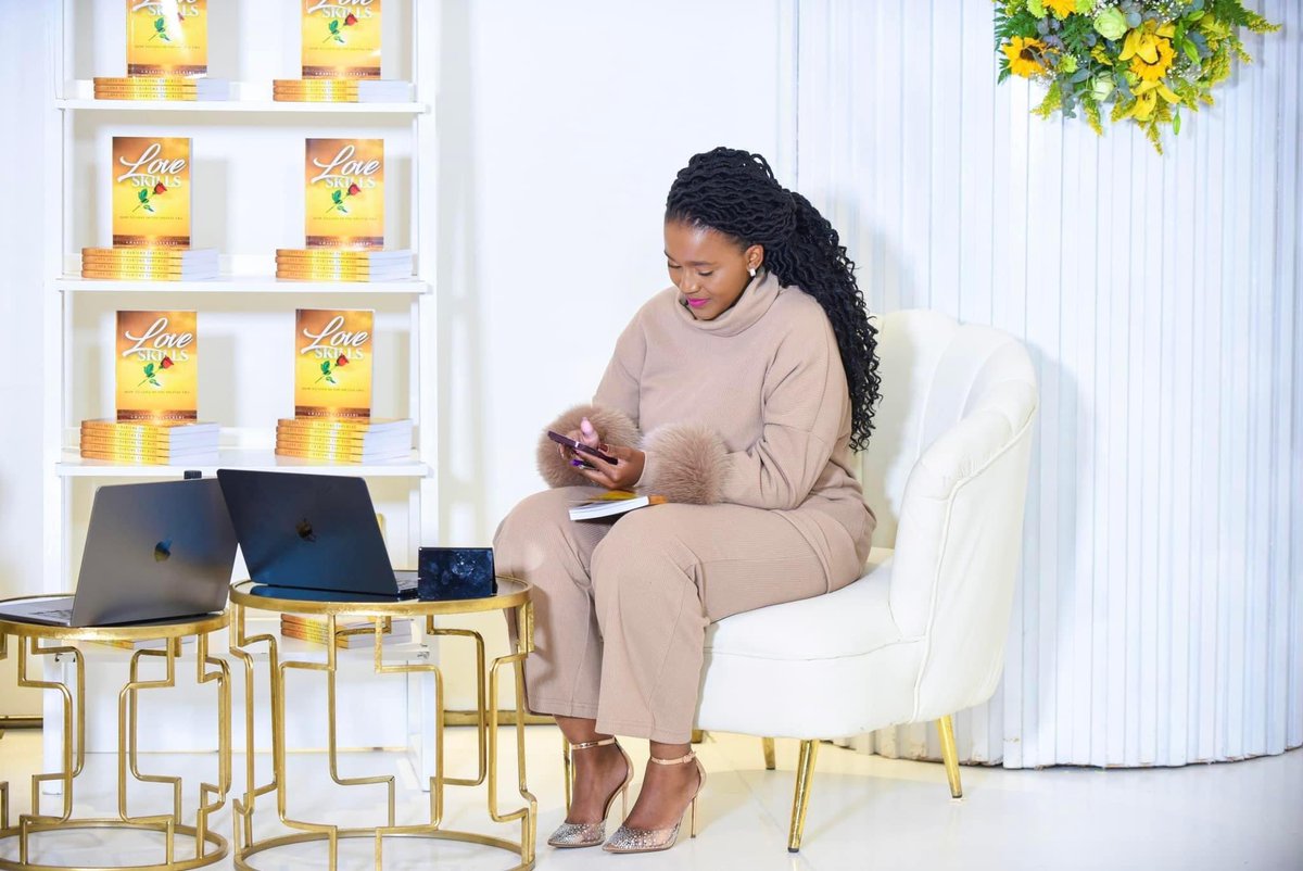 miz_mzwakhe's tweet photo. Congratulations to my amazing wife on the release of her first book, “Love Skills”! Your hard work and dedication are truly inspiring. Family, please join me in celebrating this incredible achievement and show your support by grabbing a copy!
#LoveSkills #ProudHusband #FirstBook #Amazon #CharismaTancrediBook
Click on the Link 🔗
https://t.co/73MWYDMQNg