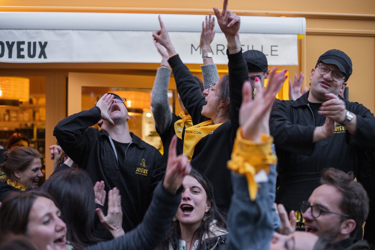 Ensemble, continuons de faire rayonner l'#inclusion professionnelle du #handicap : notre fonds de dotation #WiiSmileFondaction est ravi de soutenir à nouveau Emeraude Solidaire et le Café Joyeux, pour l’ouverture d’un nouveau café-restaurant à Marseille. 📷 Photos © <a href="/cafejoyeux/">Café Joyeux</a>