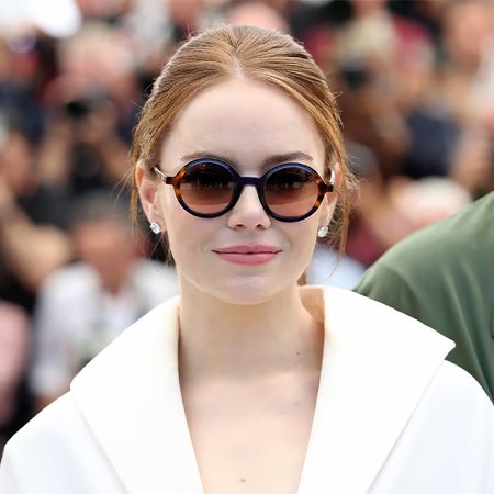 OpticaEuropa's tweet photo. Tan deslumbrantes que son las favoritas de las estrellas: @EtniaBarcelona 🤩
¿Has elegido ya las gafas que se irán de vacaciones contigo?
#nosvemos #óptica #visión y #estilo https://t.co/6CNe2Jakap