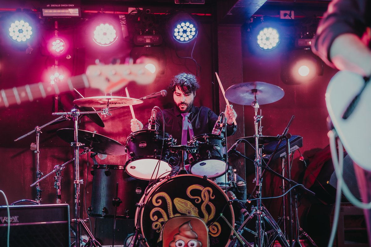 Imagenes del ultimo Show 15 de junio. Gracias a los que asistieron y los que no. No se lo pueden volver a perder. TKM 🐇#CHILE #ROCK #bandas