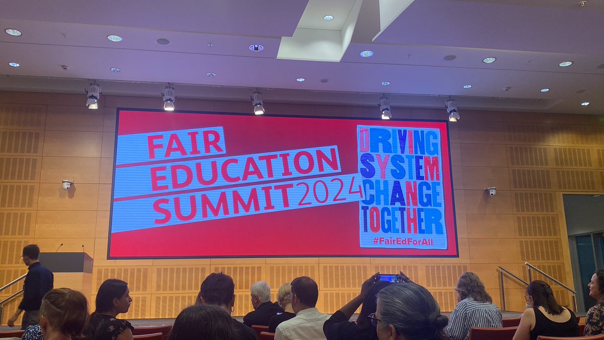 Laura Aznar tweet media