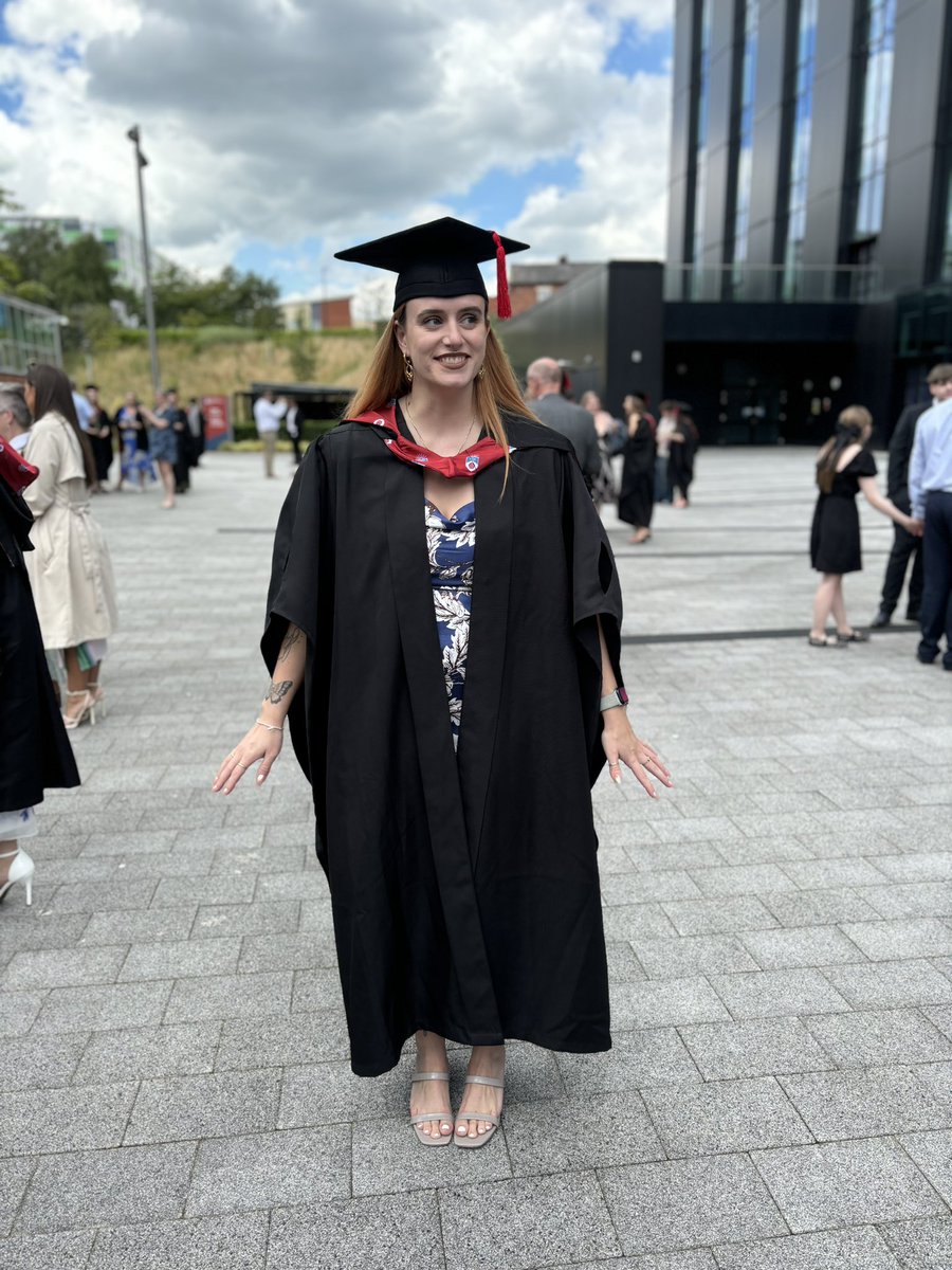 ASAPhipps's tweet photo. Graduated with a 1st AND an award for best dissertation, I could not be prouder of myself and how much I’ve grown and accomplished these last 3 years. I cannot wait for September to start back at UCLan for my masters🥳 https://t.co/ADTSj3VJv2