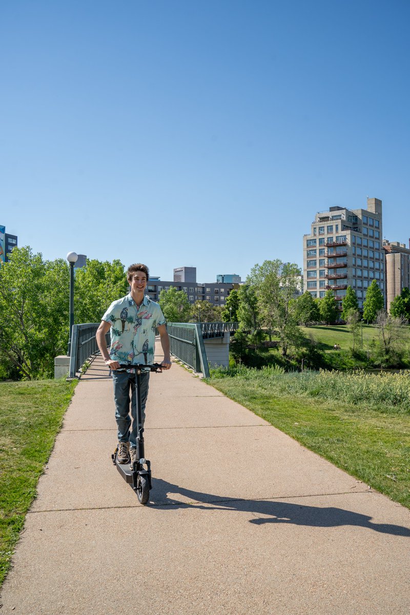 Rictor_Official's tweet photo. Nothing says summer like a e-scooter ride! Exploring new places, soaking up the sun, and feeling the vibe.🏕️

#SummerStyle #SummerVibes #outdoor #advanture #electricscooter https://t.co/sydIB9laPN