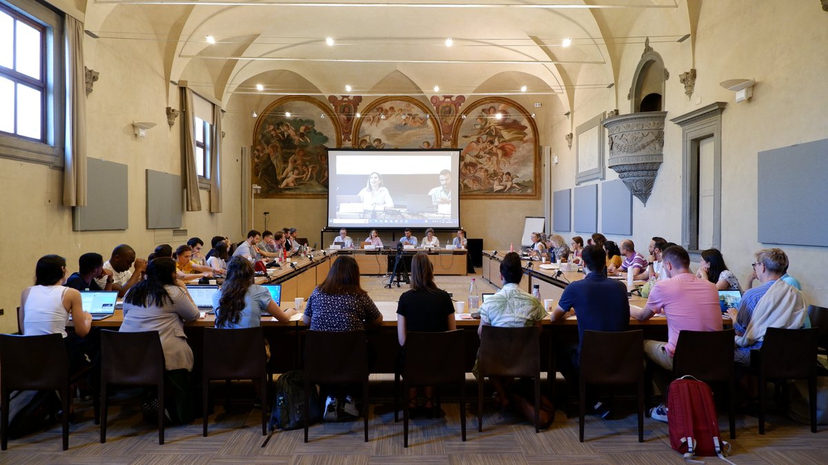 EUI_CMPF's tweet photo. We're kicking off day 1⃣ of our summer school for #journalists!💥 

This year, we're diving into the practical, economic, and ethical implications of #AI.

On today's agenda: discussions on regulating AI, AI auditing for journalists, and managing work-related stress. https://t.co/5LA4iCSmrh