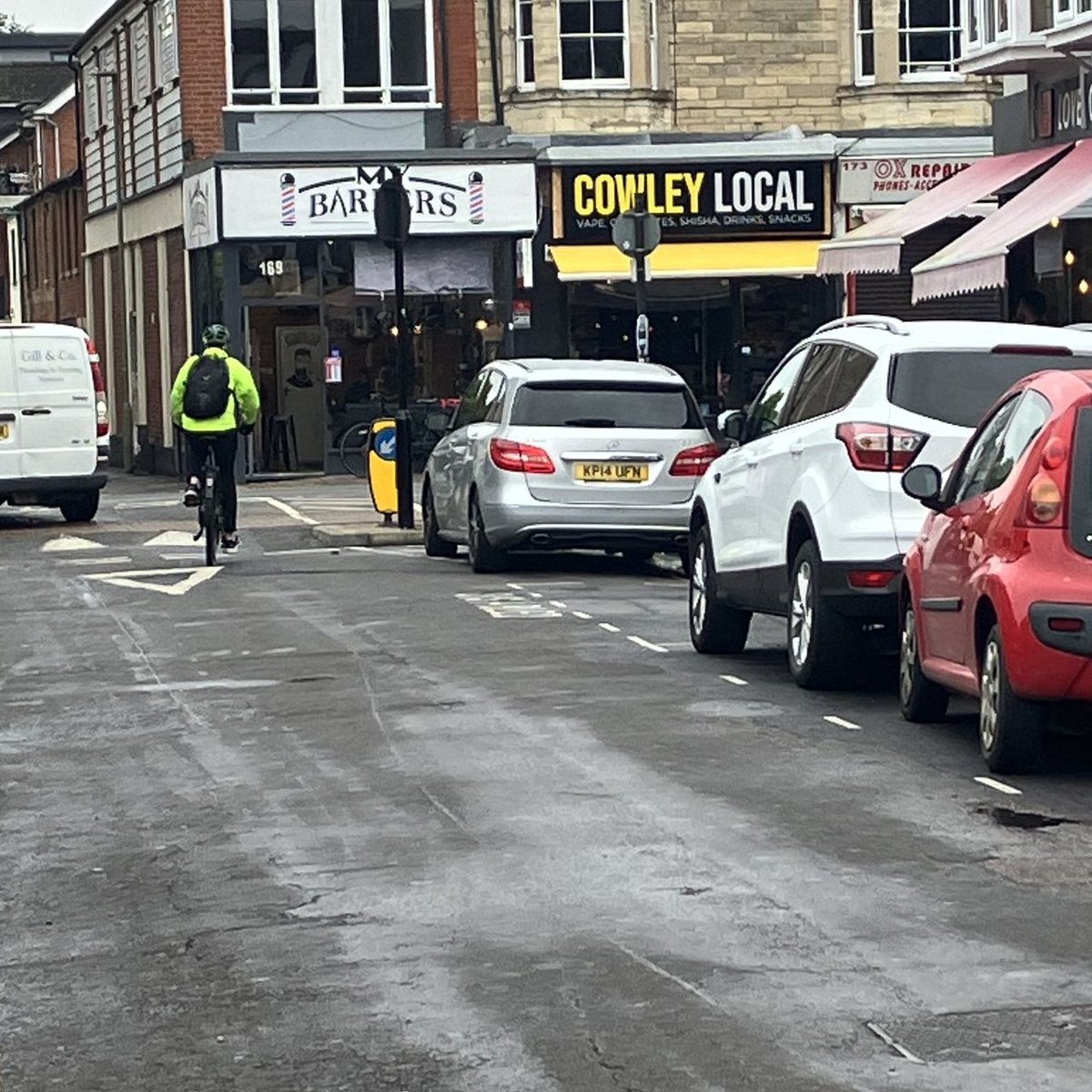 Badly Parked Oxford tweet media