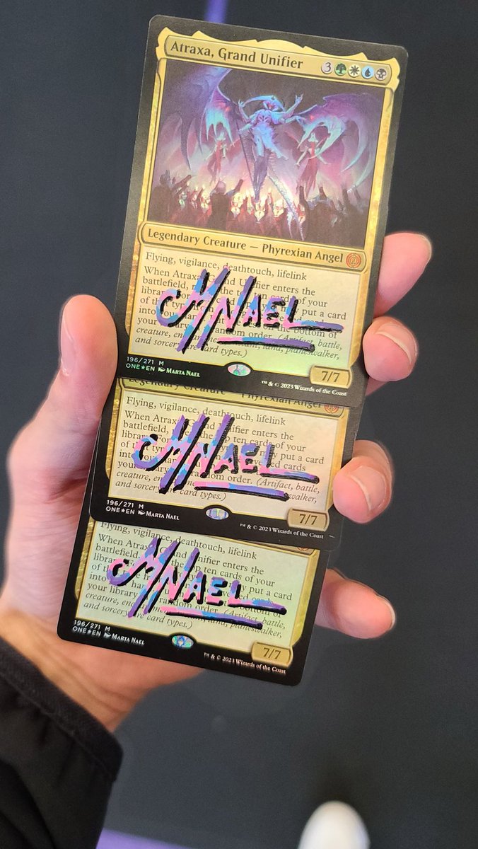 Hottest_Lamia's tweet photo. After losing the Sunday PTQ, had time to pimp my cards even more, big thanks to @MartaNael for one of the best signatures in my collection https://t.co/2CEqKKzPmF