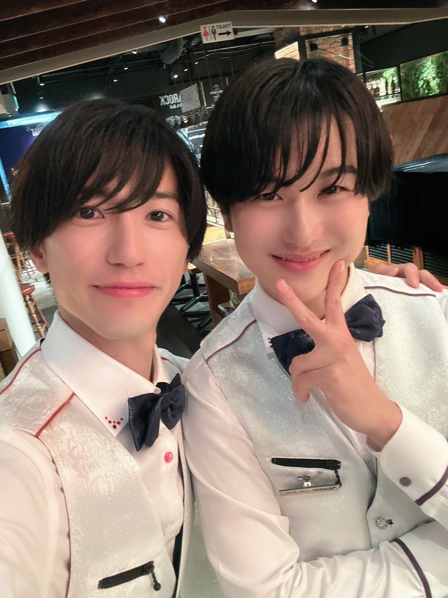 愛おしい風景
時間を止めてみたい
儚いとしても
そっと見つめているよ
忘れないように

#前田大翔 @tona_mae_kun 
#山本大智 @daichi_candyboy 
#川島寛隆 <a href="/hiro_candyboy/">川島 寛隆</a>