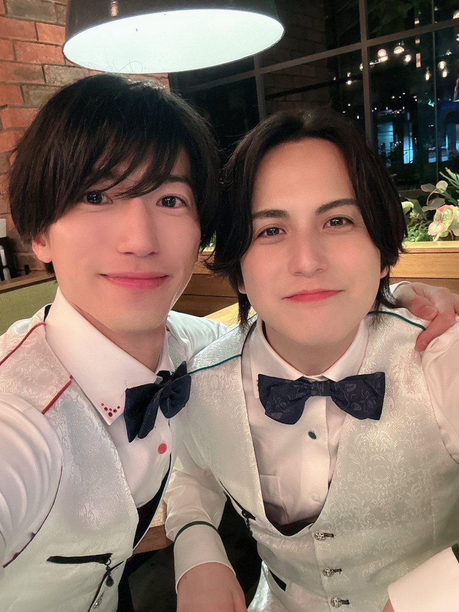 chihirookutani's tweet photo. 愛おしい風景
時間を止めてみたい
儚いとしても
そっと見つめているよ
忘れないように

#前田大翔 @tona_mae_kun 
#山本大智 @daichi_candyboy 
#川島寛隆 @hiro_candyboy https://t.co/gbDLLWYJzJ