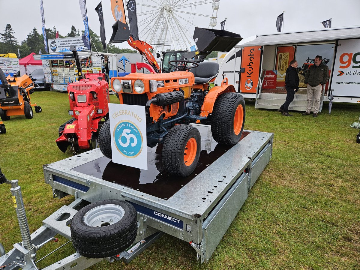 We're brought out our heritage <a href="/KubotaUK/">Kubota UK</a> B7100 to the <a href="/GGM_Ltd/">GGM Group Ltd</a> stand at the <a href="/greatyorkshow/">Great Yorkshire Show</a> to celebrate 50 years of Kubota in Europe.  So proud that  my father Michael was the 1st dealer in the 🇬🇧 and that we continue to strengthen our business partnership. Come on sown