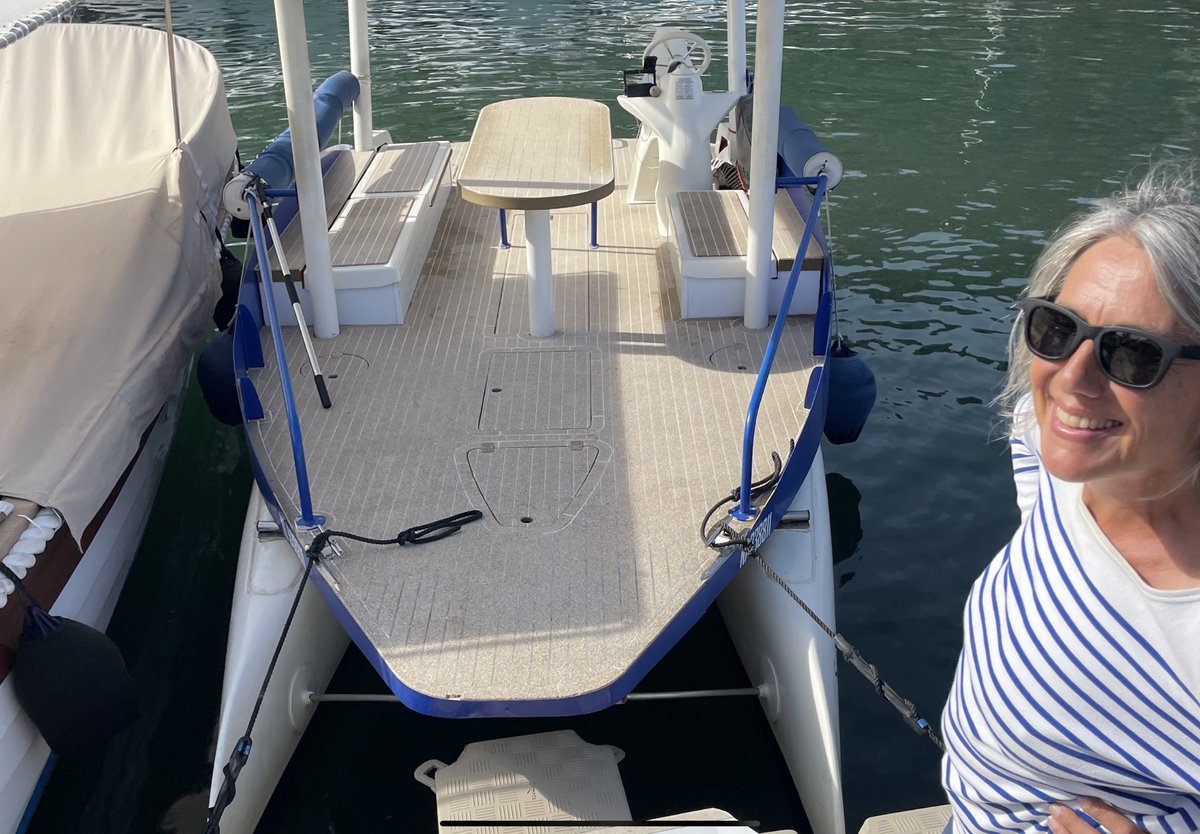 ErikSolheim's tweet photo. Wonderful sightseeing in boat 100% powered by the sun ☀️.

On holiday in Nice, France 🇫🇷 with my wife Gry and daughter Sofie I had a fantastic tour along the coast in a solar boat. The only source of energy is the sun, now charging.

The French Mediterranean coast is stunningly beatutil and there is now better way enjoying it that in an environment friendly boat. No pollution. No noise.

The future wil be powered by the sun ☀️!

More info: https://t.co/rJdxWuxmXX