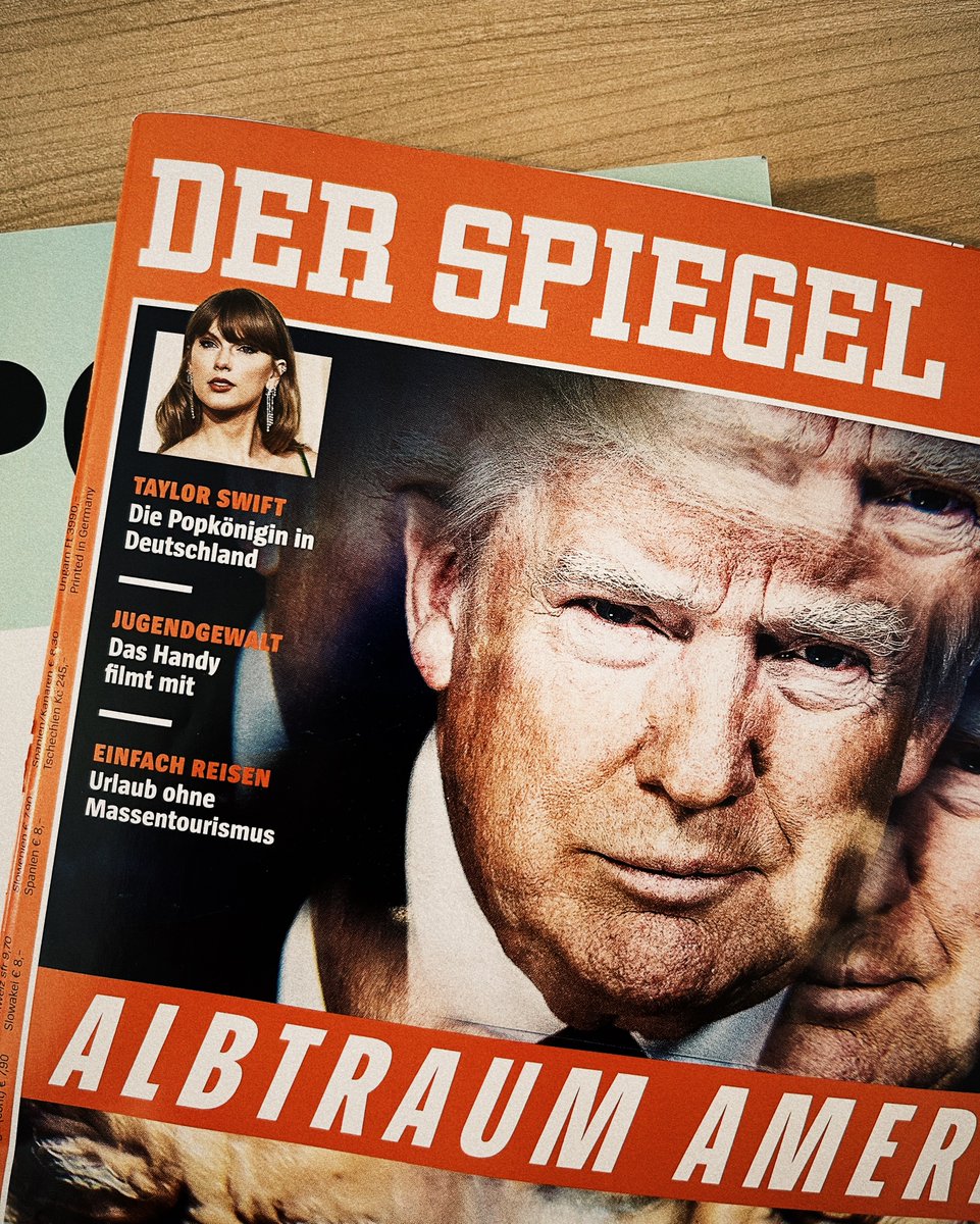 skrobala's tweet photo. Im neuen @DerSpiegel: 12 Seiten @TaylorSwift13, deren »Eras Tour« nächste Woche nach Deutschland (Gelsenkirchen!) kommt. Wir waren dafür in Paris, London und New York. Zusammen mit @ABorcholte, @AnnaDreussi, @TobiasRapp1, @DCSchmidt und @KimStdt. https://t.co/S3gblo2t42 https://t.co/ZnFwN3bkJg