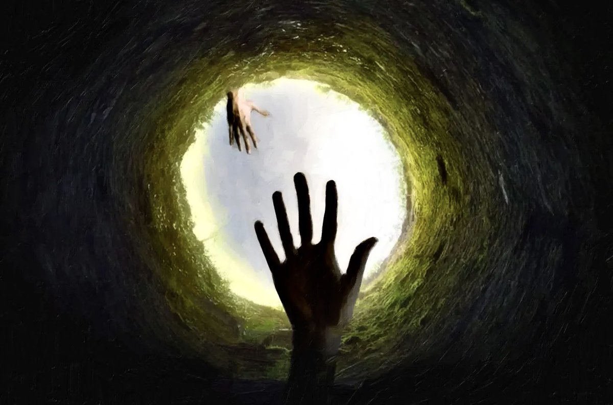 يحفرون حفيرة وفخ ونحن نسقط فيه ثم نبحث عن مخرج، وكثير من الإنشغالات الفكرية بهذا الشكل.
فمثلا: "أبو طالب" مات ولم يؤمن!، هذا فخ، ونبدأ نكتب ونكتب عنه لتبرأته من التهمة.
وكذلك كربلاء، فهي مدرسة في القيم الراقية، فلا نقع بالفخاخ وننشغل بالرد على الإشكالات عن جوهر نهضة الحسين.