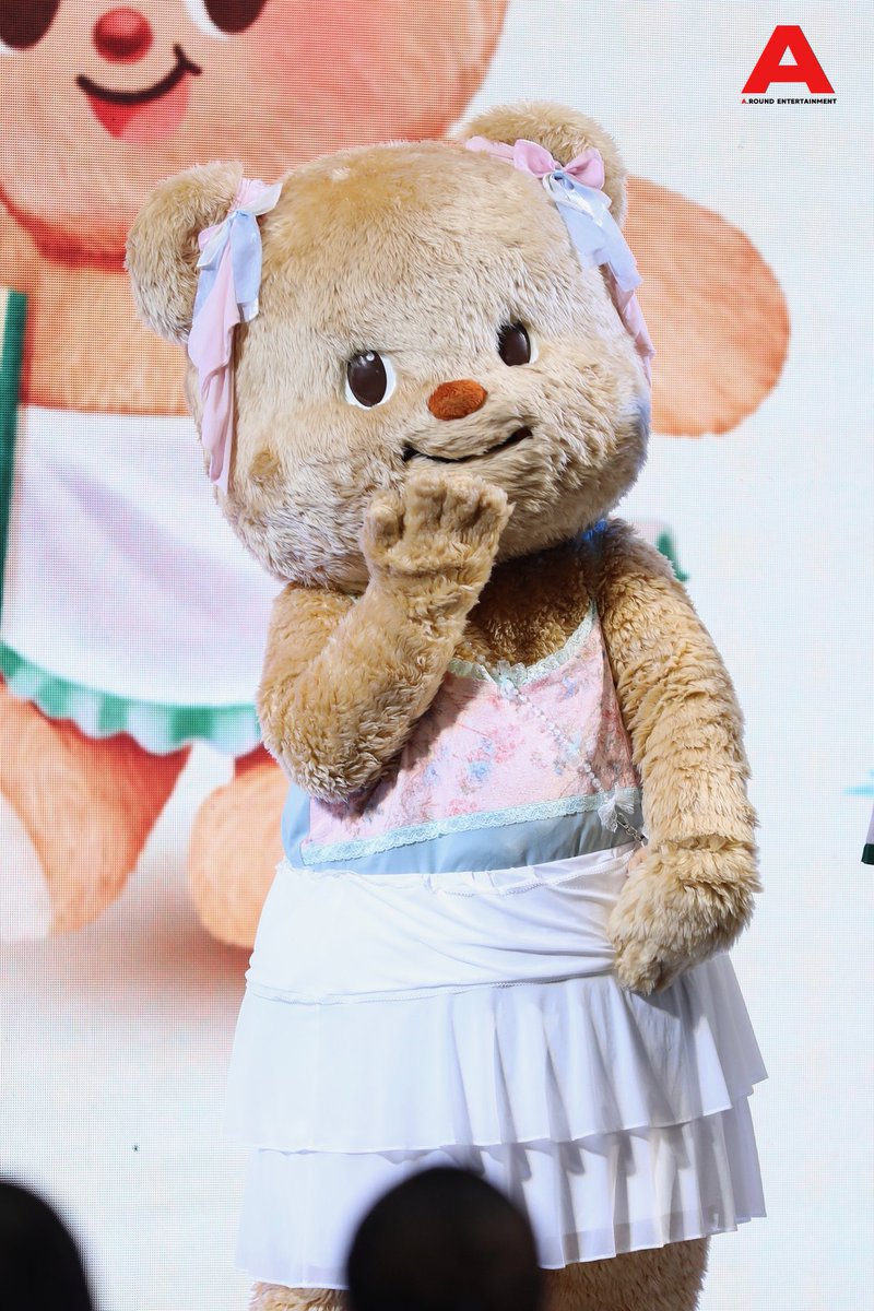 khaopode93's tweet photo. สื่อเรียกยัยว่า น้องกระท้อน 555555555555ใครๆก็เอ็นดูหมี น่ารักตั้งเท่านี้ใครจะห้ามใจไหว 🧸🤏🏻💖🌈🎀🫧💫🎶🪞🩵🩷💛
 #Butterbear https://t.co/RTAcgBdyoq