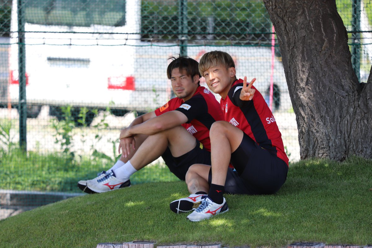 consaofficial's tweet photo. #金子拓郎 選手が、KV コルトレイク(ベルギー)へ完全移籍することが決まりましたので、お知らせいたします。

「この度KV Kortrijkに完全移籍することになりました。コンサドーレを離れるのはとても寂しいですが、日本代表そして「北海道から世界へ」を体現できるように頑張ります！」

拓郎、いってらっしゃい！！

https://t.co/cI9bRtI67U

#コンサドーレ 
#consadole