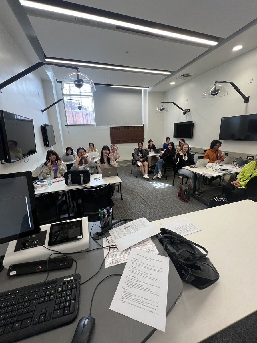 RachelSammut2's tweet photo. Great day yesterday delivering a workshop on Conversational AI to the @UniversityLeeds International Summer School!

Thank you @SaschaStollhans for the invite! https://t.co/xkNwVXkCoG