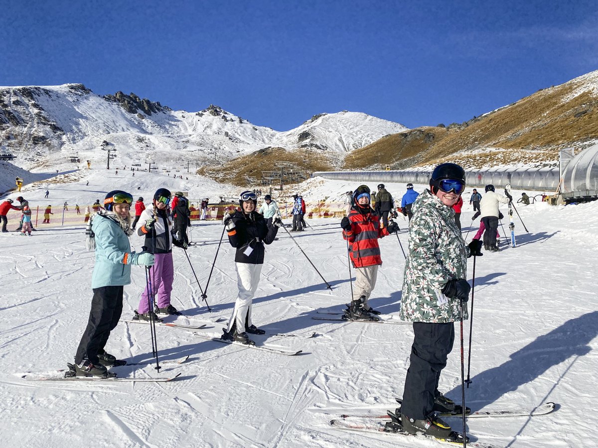 sheldoncollege tweet media