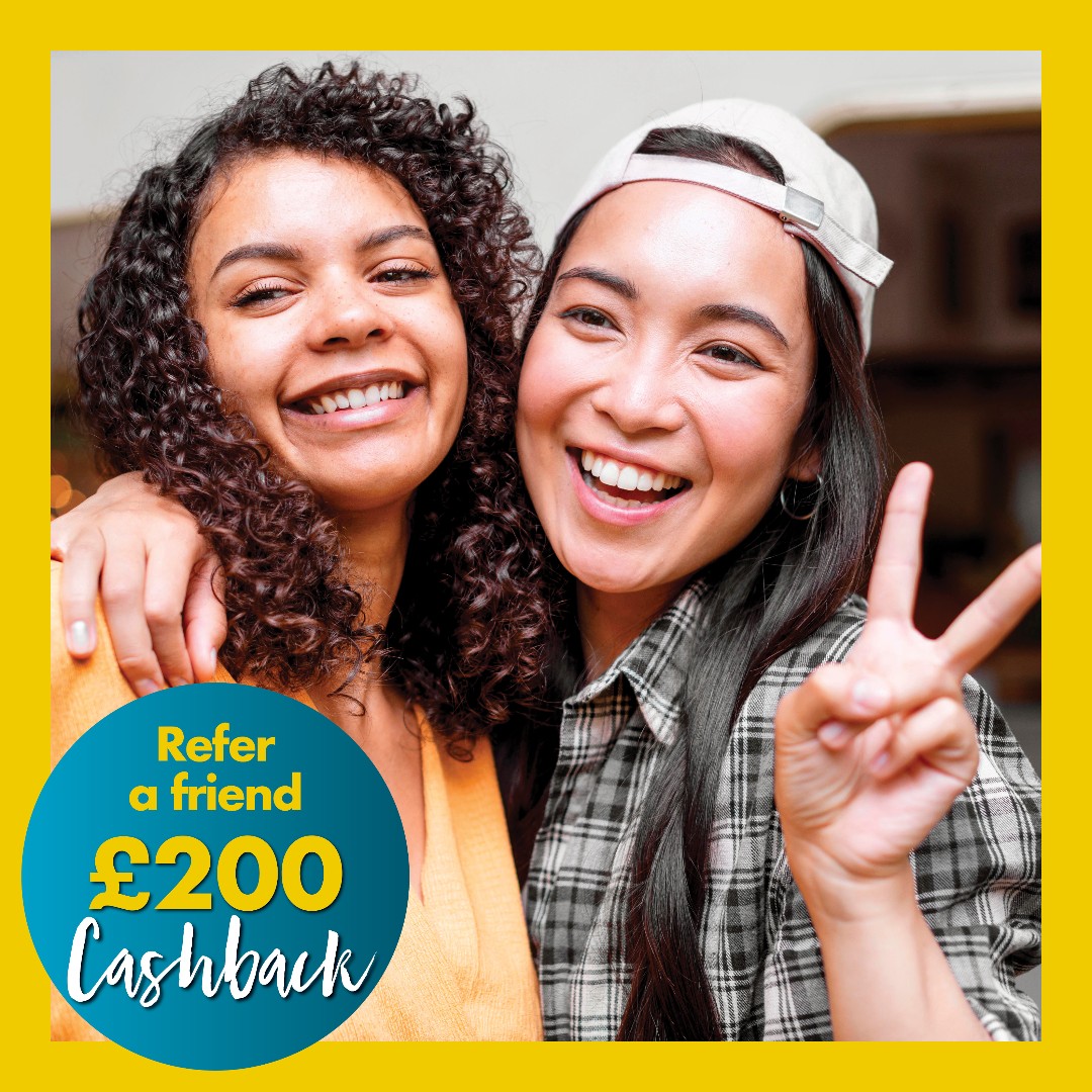 MansionStudent's tweet photo. #WoodhouseFlats is 2 mins from the #uniofleeds. We're offering £300 cashback when you book a premium ensuite room. #allbillsincluded and a washing machine in each kitchen. PLUS #Referafriend and get £200 cashback too!   https://t.co/UduewtVP35 #manionstudent #studentaccommodation https://t.co/7UU93KBSU9