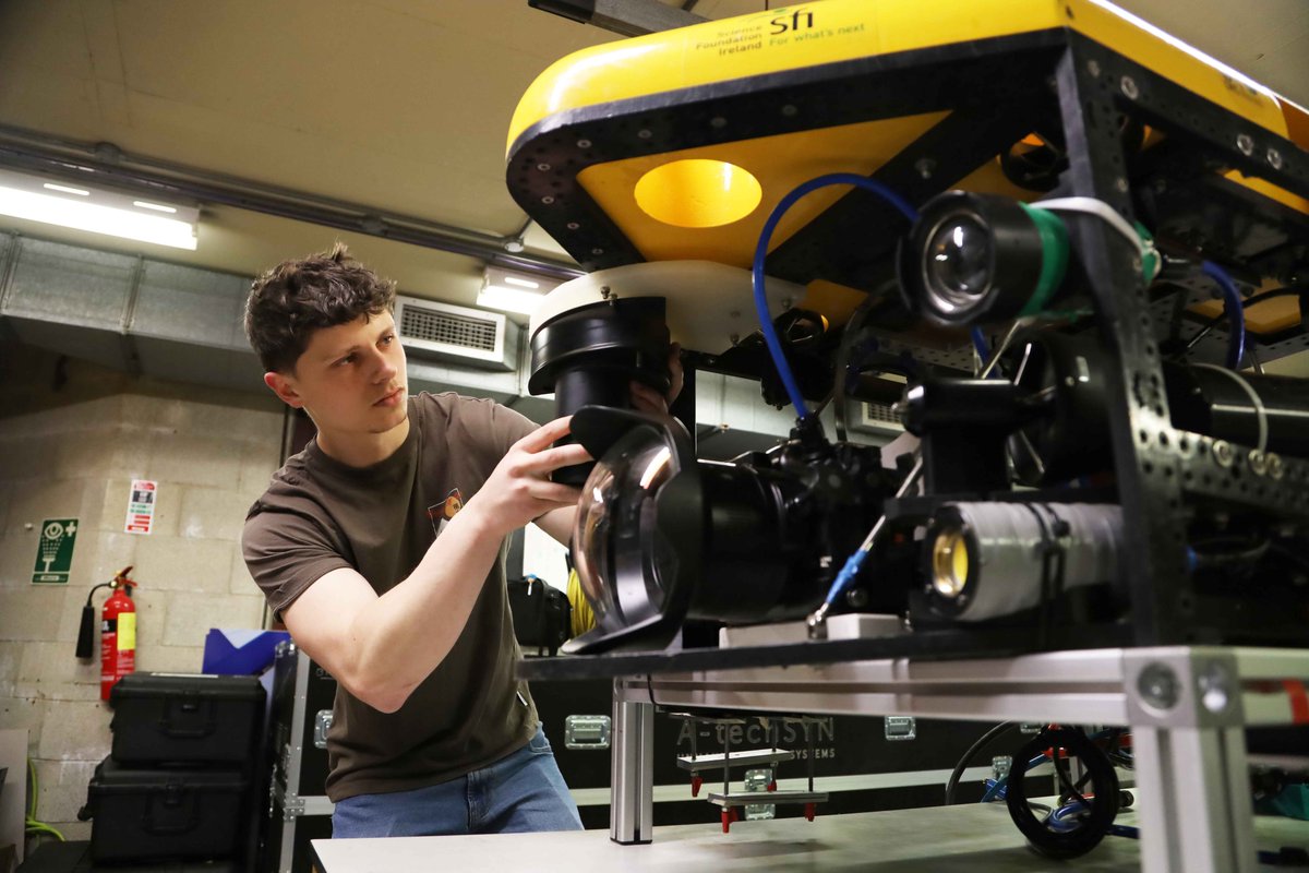 sci_engUL's tweet photo. Electronic and Computer Engineering student Cullen Toal is investigating a Multipoint Tether Management and Monitoring System (MTMMS) on an ROV as part of his summer research programme @UL
Read more: https://t.co/AIwYKtCDjf
#StudyAtUL
#tridentproject https://t.co/n4pLqjYvBn