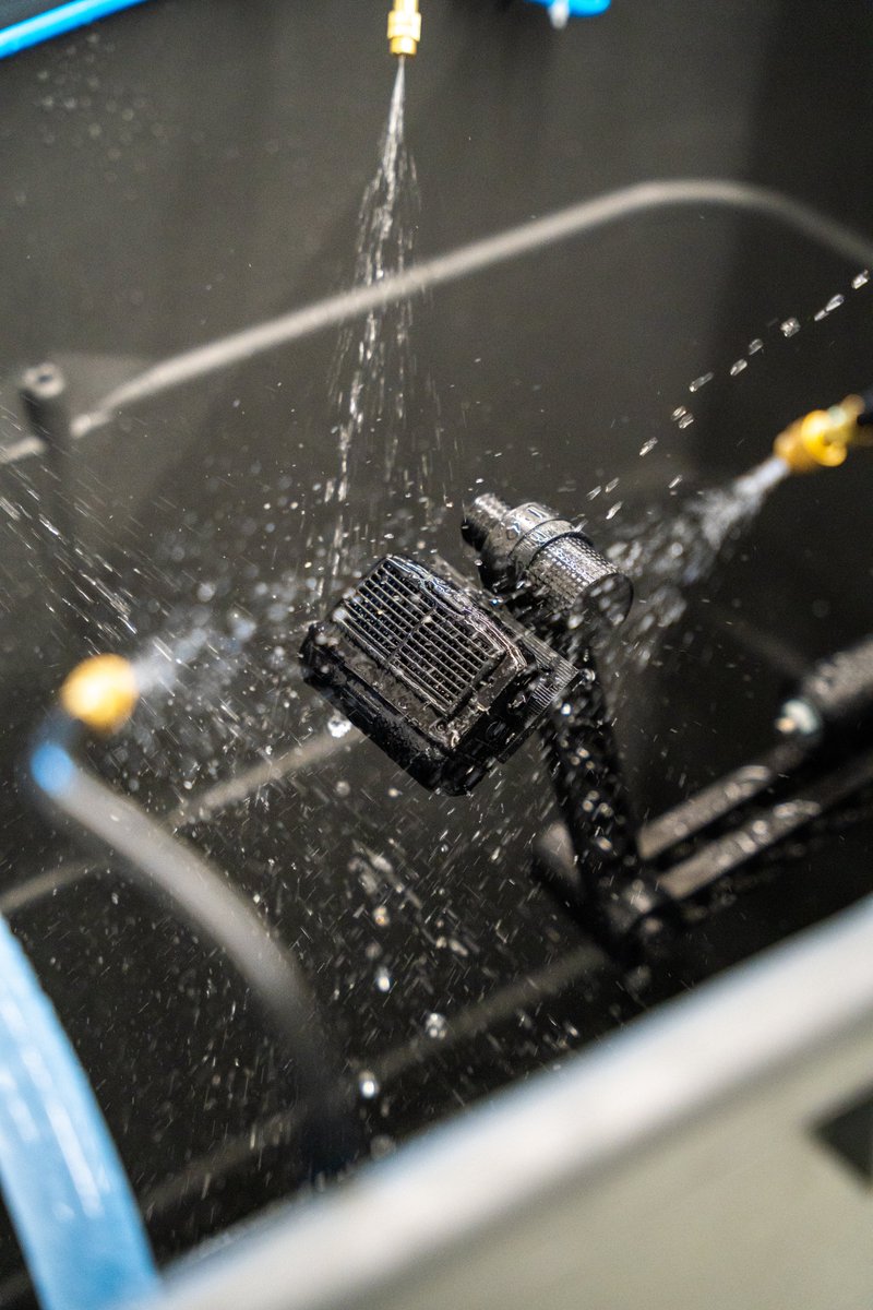 Our products are ready to beat the summer heat with a cool shower!
This pre-test ensures that our 3D printed cases, like the one for the VPS Light Unit, are all set for the official IPX4 rating test in the lab.

#Innovation #SmartGlasses #EyeTracking #MakingFutureReality #3DPrint
