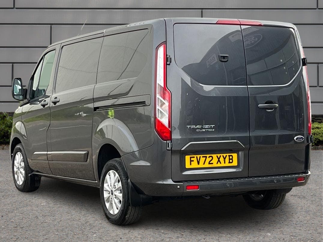 pentagon_ford's tweet photo. 📢VAN OF THE WEEK📢

Used 2022 Ford Transit Custom Limited, featuring:

🛞16" Alloy Wheels
🚨Front and Rear Parking Sensors
🌧️Rain sensitive Wipers and more!

Find out more: https://t.co/SaTozzouG1

#VanOfTheWeek #UsedVan #FordTransitCustom #FordVan #Transit #PentagonFord https://t.co/GHyP9poYGE