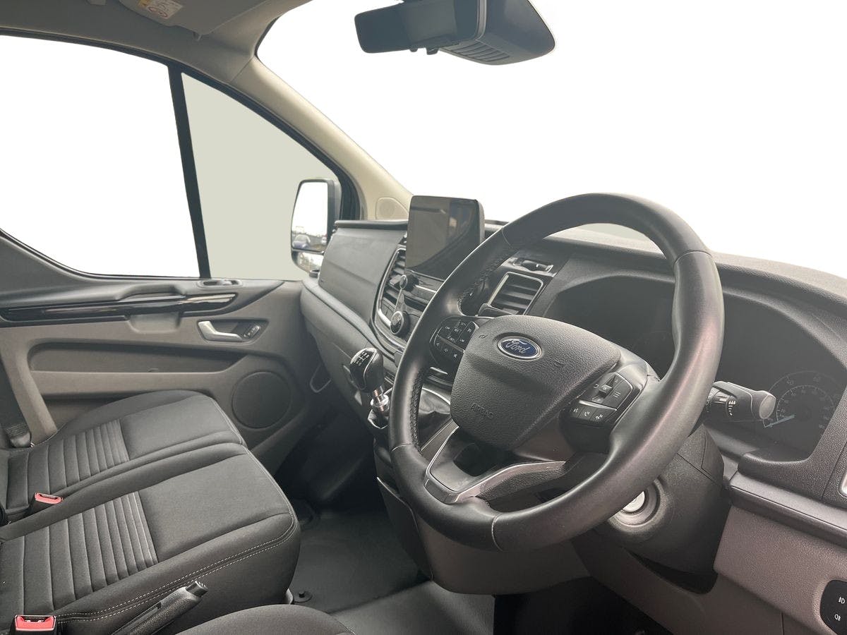 pentagon_ford's tweet photo. 📢VAN OF THE WEEK📢

Used 2022 Ford Transit Custom Limited, featuring:

🛞16" Alloy Wheels
🚨Front and Rear Parking Sensors
🌧️Rain sensitive Wipers and more!

Find out more: https://t.co/SaTozzouG1

#VanOfTheWeek #UsedVan #FordTransitCustom #FordVan #Transit #PentagonFord https://t.co/GHyP9poYGE