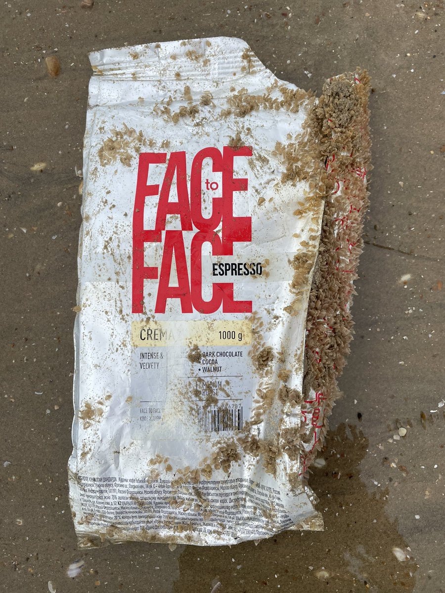 Clairie21's tweet image. Extreme beach combing #plastic #comb #coffee #seaglass #beachclean #doingourbit #loveyourbeach #beachlife