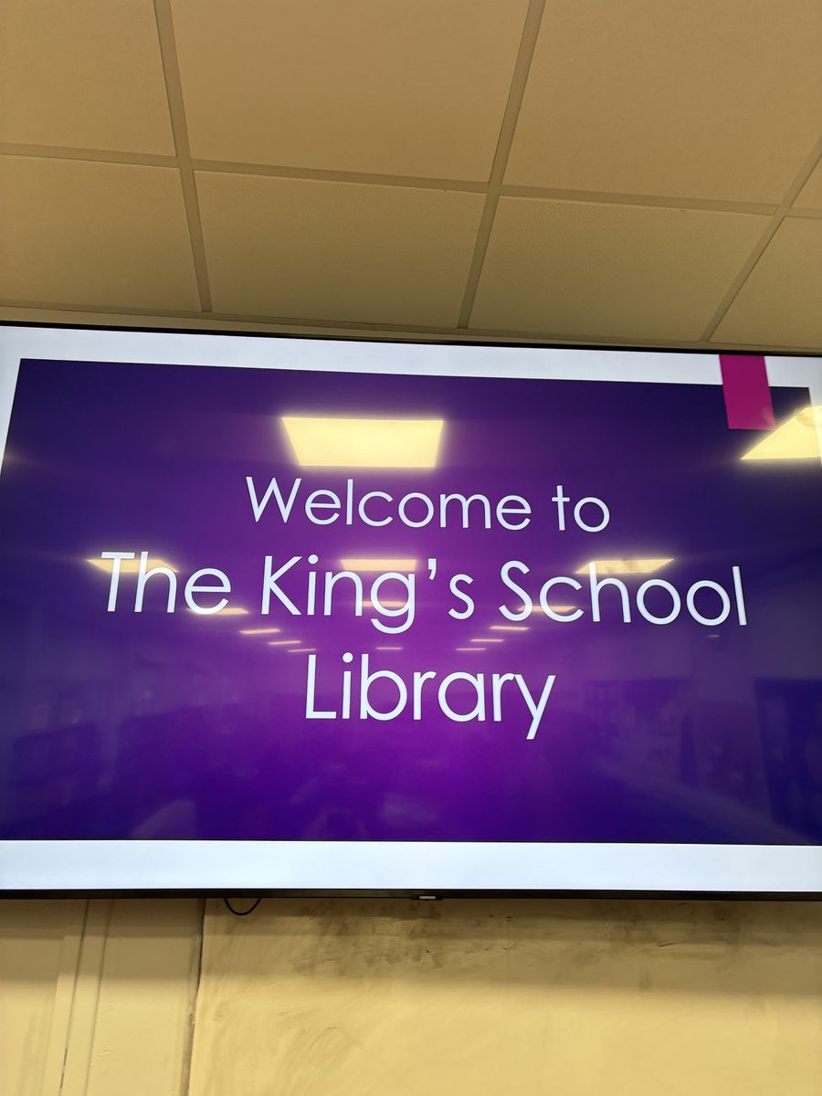 KingsS4L's tweet photo. A library induction this morning for our Year 6 students. 
Day 2 of transition week - lots of happy faces!
⁦@KingsSchoolOSM⁩ #transition #library https://t.co/obmXNDasLt