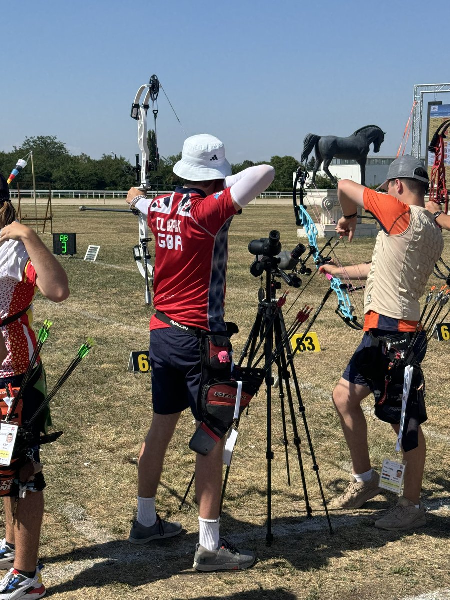 realianclark's tweet photo. Qualification today for Fin C at the European Youth Championships in Ploieşti 🇷🇴

@ConsortiumTrust @WolfretonSport @WolfretonSch @CottinghamHigh @HessleHigh @HullUniSport https://t.co/OhyqoLbKpS