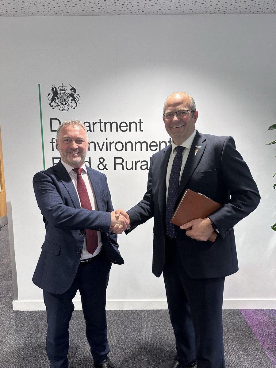 As the new Defra Secretary Steve Reed meets the head of National Farmers Union, Labour commits to keep killing badgers. The badger cull is simply under new political management