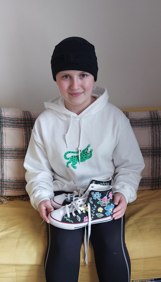 SupershoesUK's tweet photo. Sending our best wishes to Elsa and her family who are facing the news of a relapse, 8 weeks after being given the all clear. Elsa is now back on chemotherapy treatment and we hope her Supershoes give her the boost she needs to face this. #LacedWithHope https://t.co/i2Eg7WG7SH