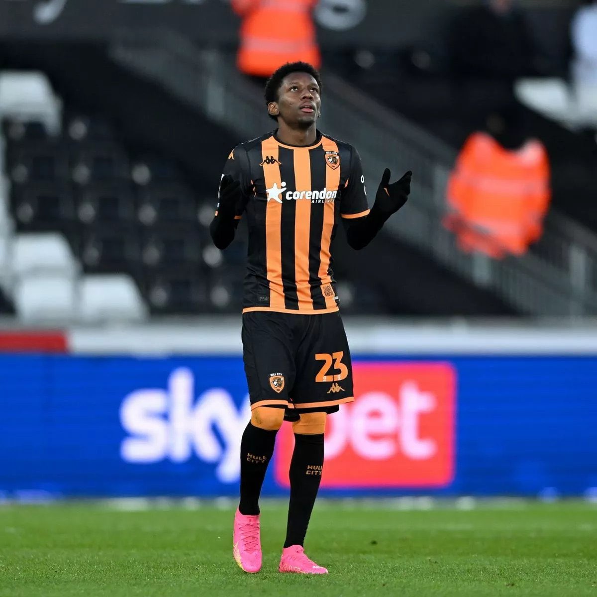 The EFL Zone tweet media