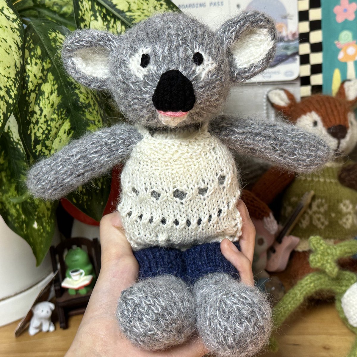 안녕 롱다리 알라씨🐨 너 참 귀엽게 만들기 어려운 친구구나...ꃼ.̫ ꃼ