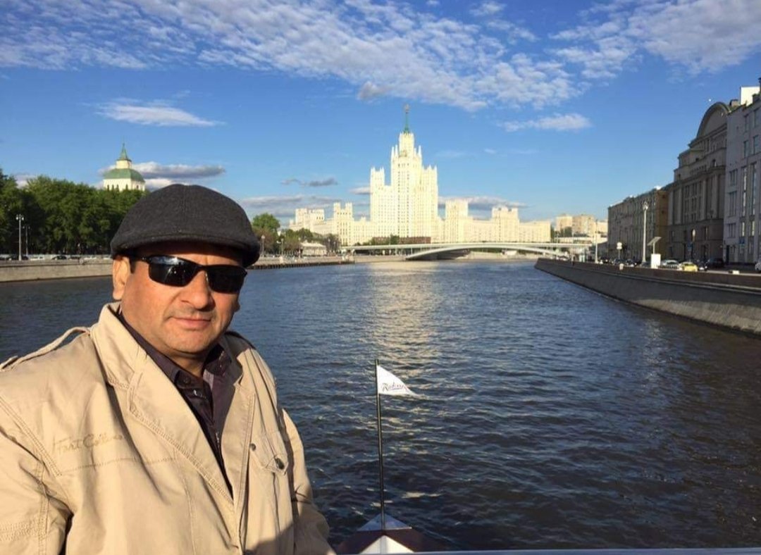 Kavived1's tweet image. मॉस्को चर्चा में है,हमें भी याद आ गई

#russia
#ModiInRussia 
#ModiInMoscow 
#putin
#RIPCartoonNetwork
#Raebareli
#RedAlert