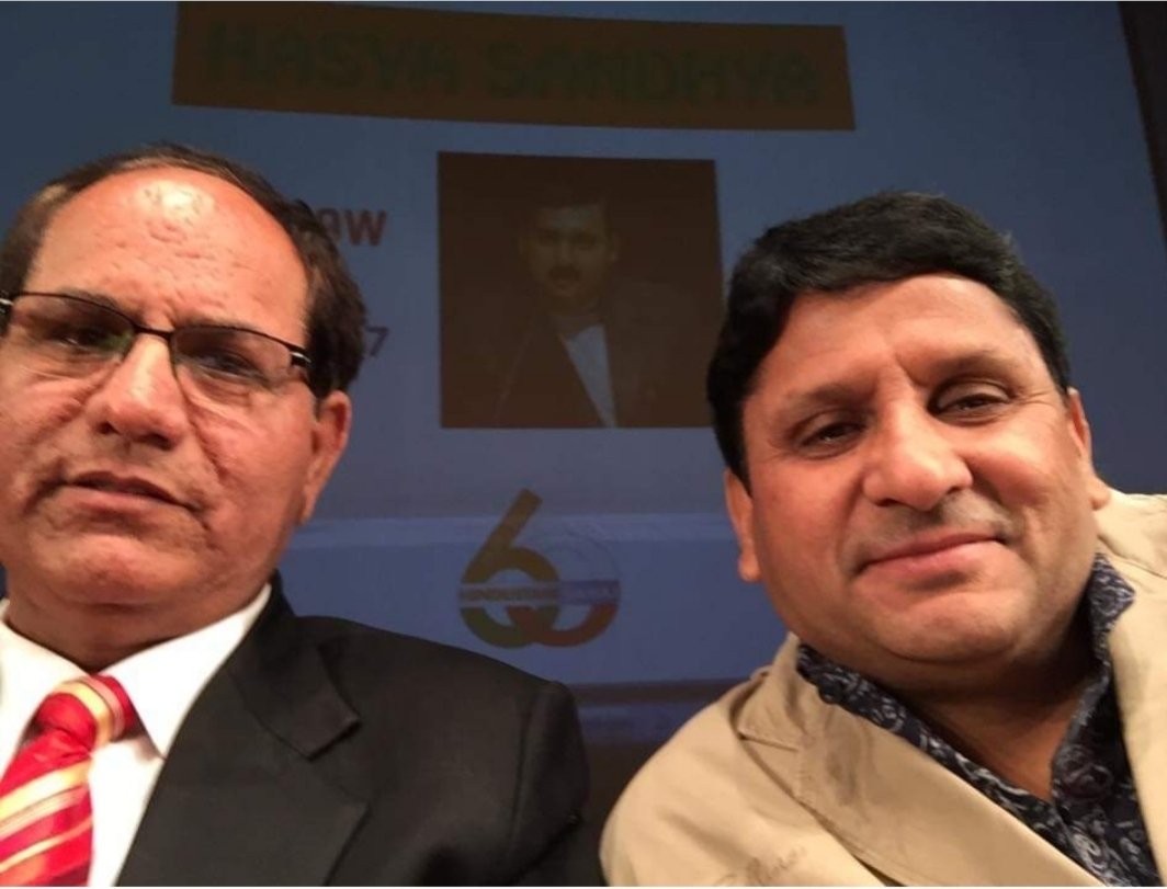 Kavived1's tweet image. मॉस्को चर्चा में है,हमें भी याद आ गई

#russia
#ModiInRussia 
#ModiInMoscow 
#putin
#RIPCartoonNetwork
#Raebareli
#RedAlert