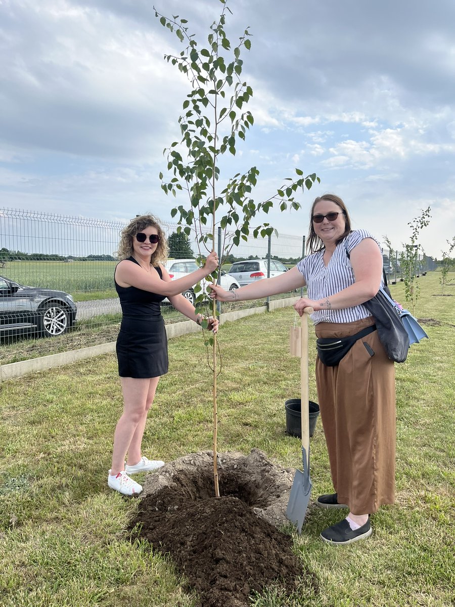 Our team in Poland recently enjoyed a Family Picnic event as 2,200 employees and families took part in fun, educational competitions and workshops. During the day, we planted 34 trees and raised nearly PLN 2,500 for neuroblastoma. Well done to all who supported this worthy cause!